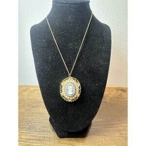 Vintage Barclay Gold Filigree Cameo Pendant Necklace Faux Pearls Elegant